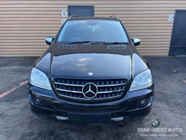 Передний бампер A16488049049999 MERCEDES
