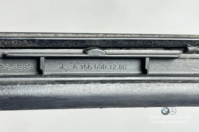 A1666901280 MERCEDES Молдинг лобового стекла правый купить в Павлоград