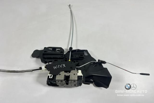 Дверной замок передний правый A1667200635 MERCEDES