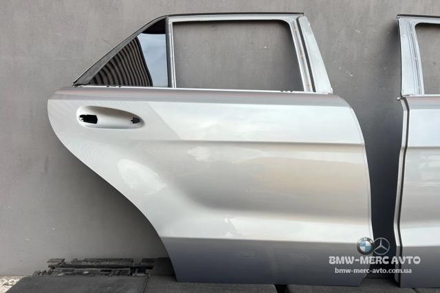 Задняя правая дверь A1667300205 MERCEDES