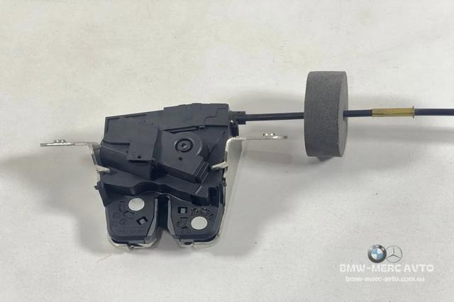 Замок крышки багажника A2047400735 MERCEDES