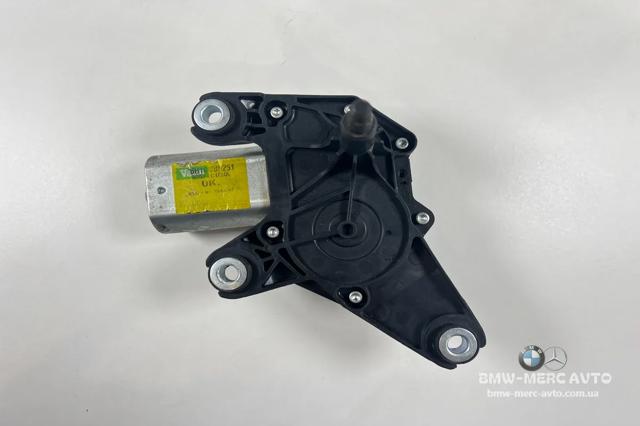 Стеклоочиститель двери задка A2518200042 MERCEDES