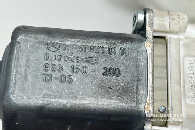 Мотор стеклоподъемника двери задней, левой A2518200108 MERCEDES
