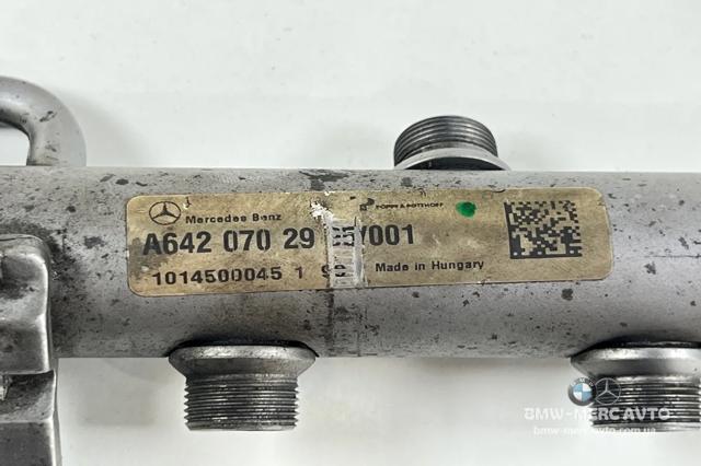 MERCEDES A6420703395 Распределитель топлива (рампа) левый в наличии Запорожье