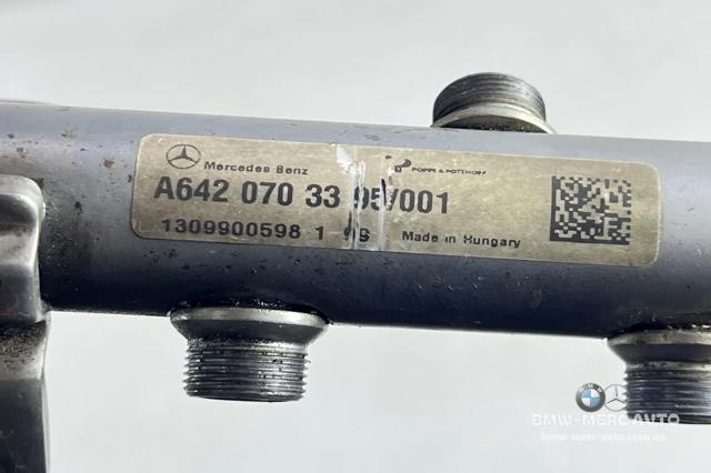 MERCEDES A6420703395 Распределитель топлива (рампа) левый в наличии Сумы