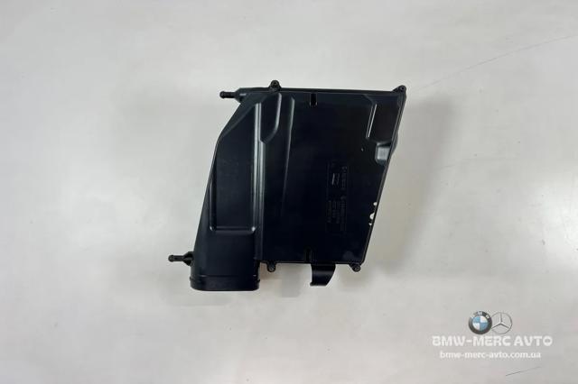 Корпус воздушного фильтра, правый A6420940204 MERCEDES
