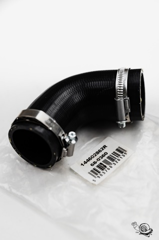 Патрубок интеркуллера 680360 MAXGEAR