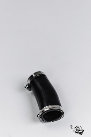 680570 MAXGEAR Патрубок воздушный, выход из турбины/компрессора (наддув) купить в Павлоград