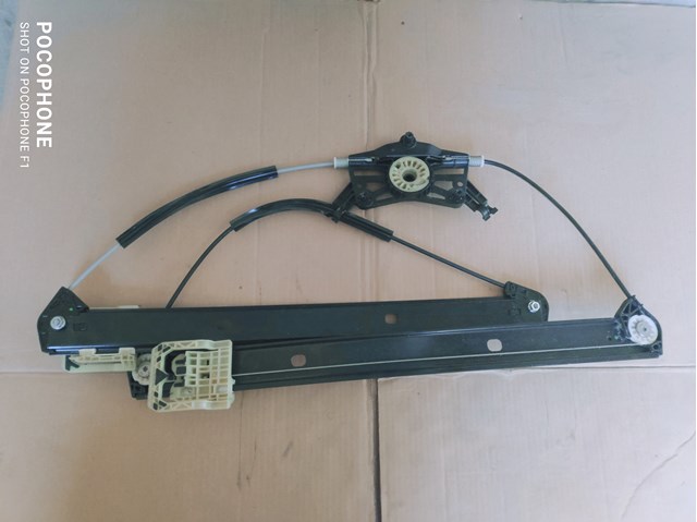 Механизм стеклоподъемника водительской двери 80A837461A VAG