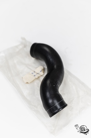 Правая трубка интеркуллера 90720002 BSG