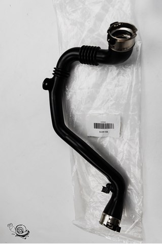 Шланг интеркуллера RS42216 RS