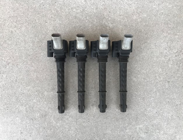 Катушка зажигания 0221504036 BOSCH