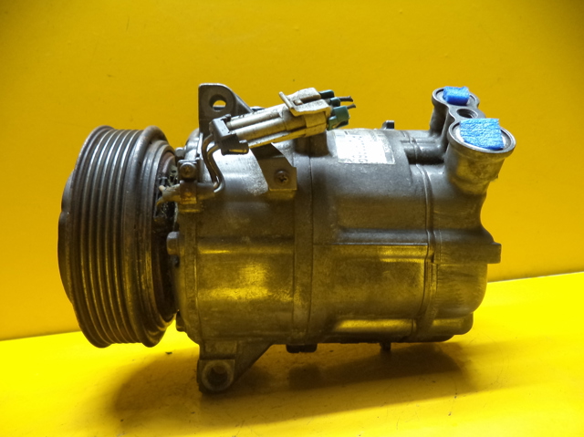 Компрессор кондиционера 12792669 GM