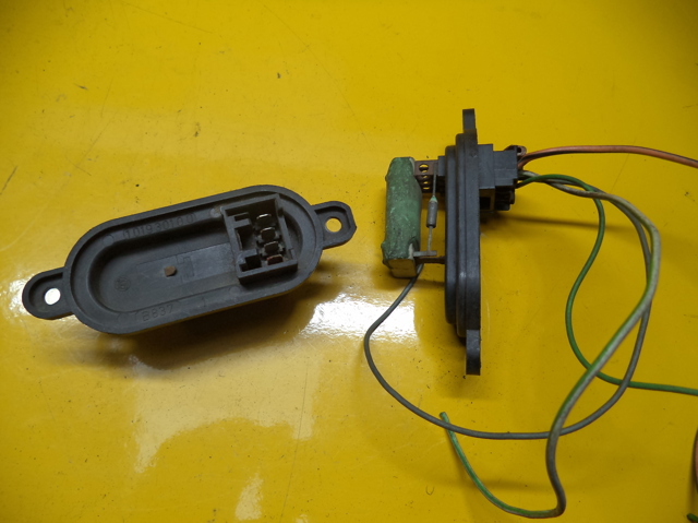 Реле отопителя 1306600080 FIAT