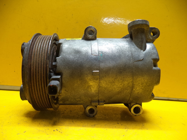 Компрессор климатической установки 1444893 FORD