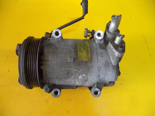 Компрессор кондиционера 1677171 FORD