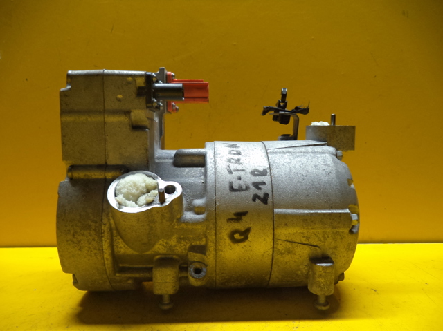 Компрессор кондиционера 1EA820807C VAG