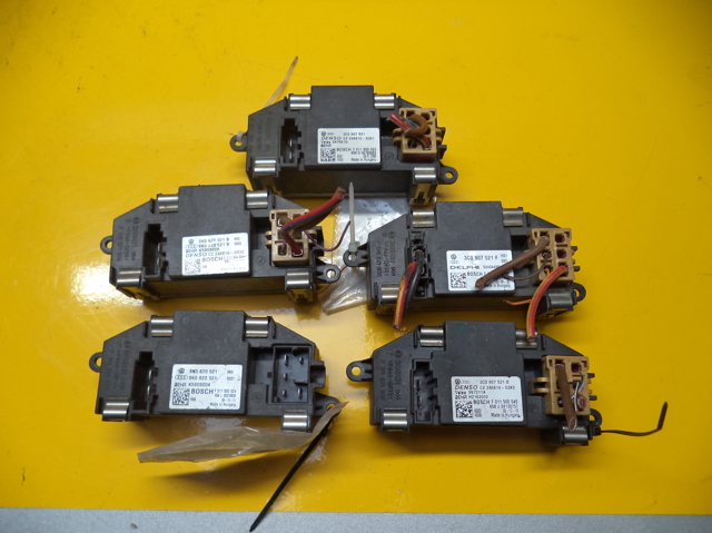 Реле отопителя 3C0907521D VAG