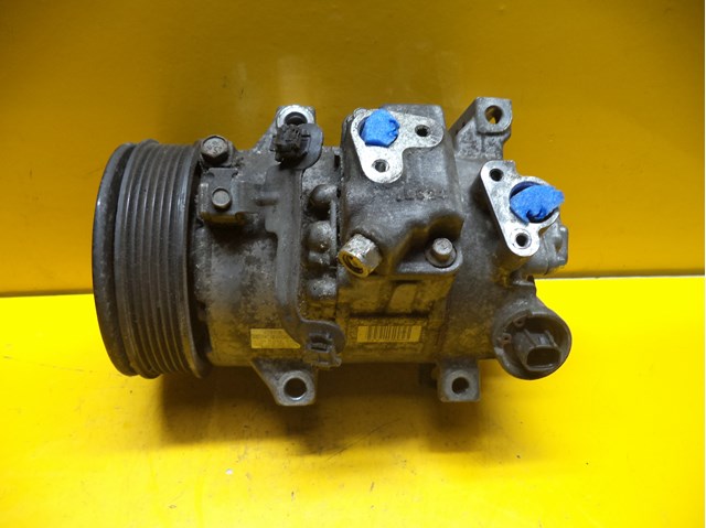 Компрессор климатической установки 4472601496 TOYOTA