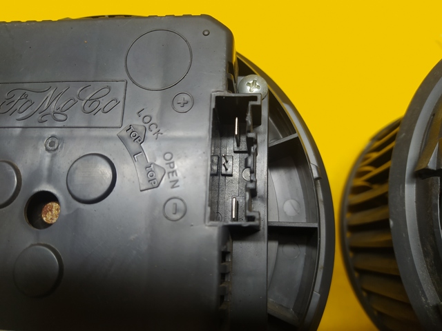 4M5H18456CD FORD Мотор вентилятора печки (отопителя салона) купить в Ирпень