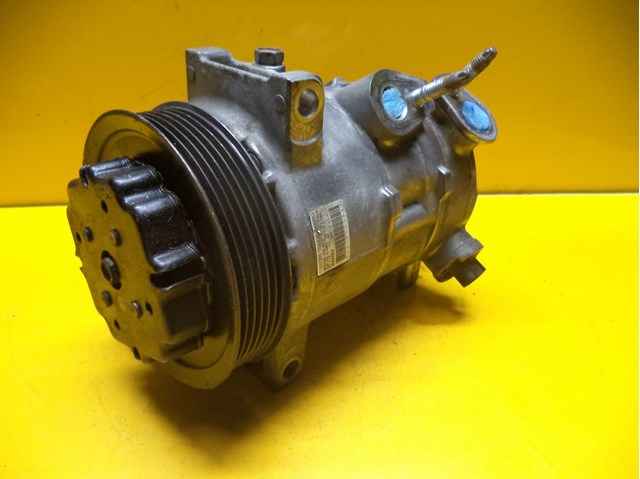 CHRYSLER 55111426AC Компрессор кондиционера в наличии Днепр