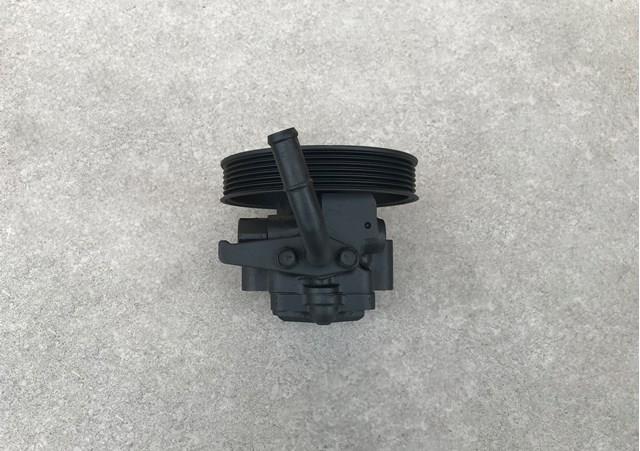 Насос рулевого управления 5710038011 HYUNDAI