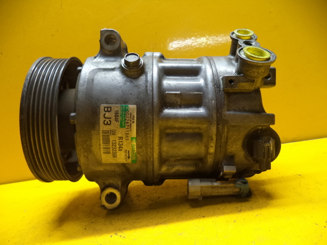 Компрессор кондиционера 6854110 OPEL