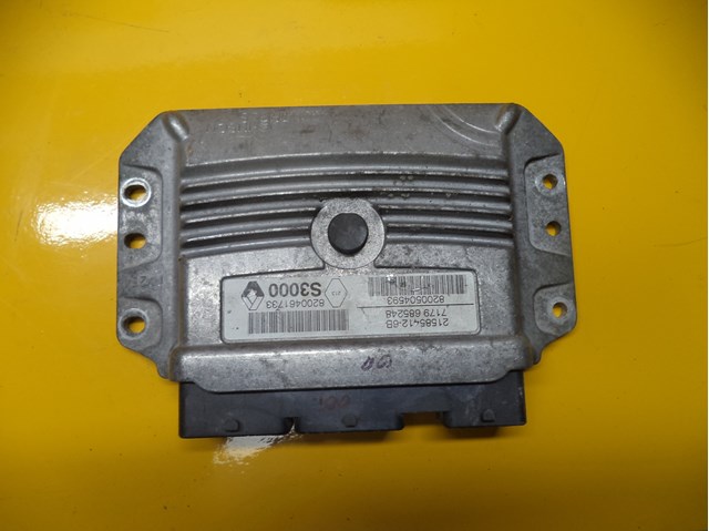 Мозги двигателя 8200461733 RENAULT