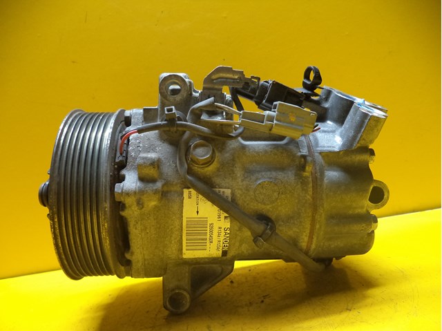 Насос кондиционера 926005450R NISSAN