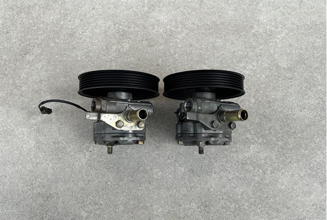 Помпа ГУР 93175582 OPEL