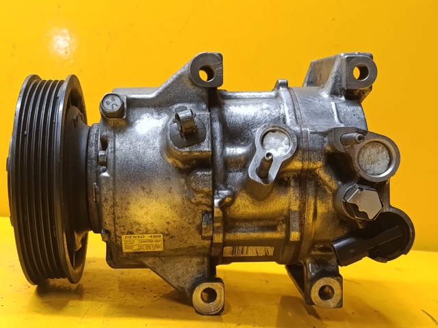 Насос кондиционера 97701D4300 HYUNDAI