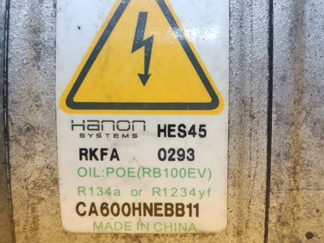 HYUNDAI 977E1GI450 в наличии Украина