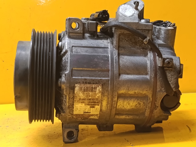 Компрессор системы кондиционирования A0022303311 MERCEDES