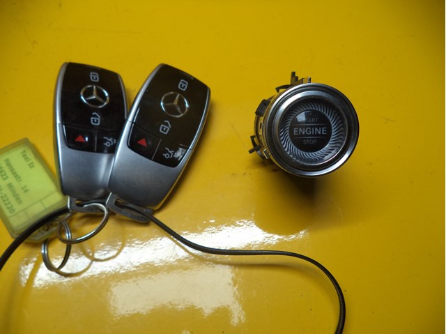 Кнопка запуска двигателя A2139055500 MERCEDES