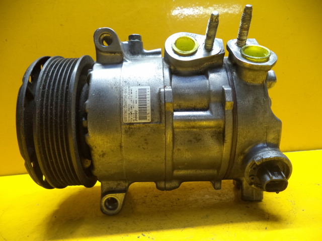Насос кондиционера P55111408AD LAND ROVER