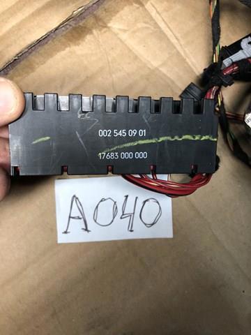 Блок реле и предохранителей A0025450901 MERCEDES