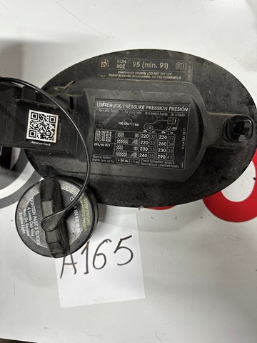 A1646300867 MERCEDES Заливная горловина топливного бака купить в Николаев