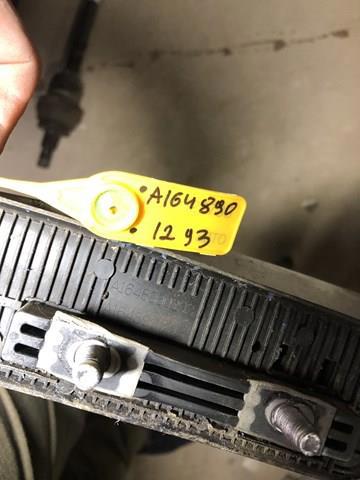 Автомобильный рейлинг на крышу правый A1648901293 MERCEDES