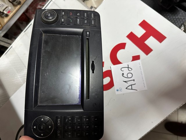 Радиоприемник A1649063700 MERCEDES
