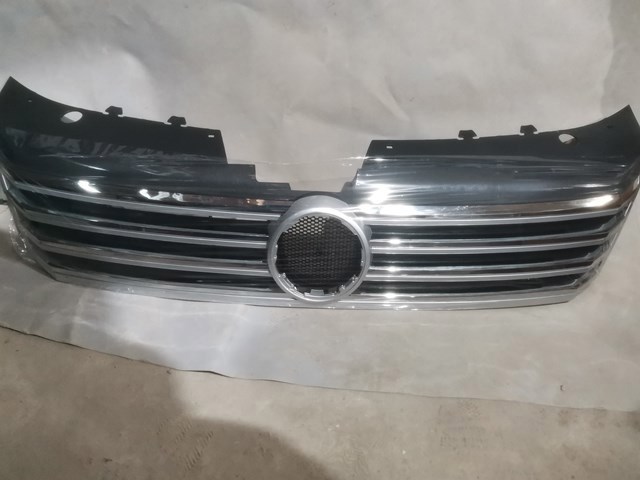 Решетка радиатора 3AD853653 VAG