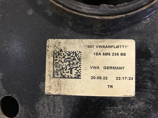 1EA505235BB VAG Подрамник задний купить в Украина