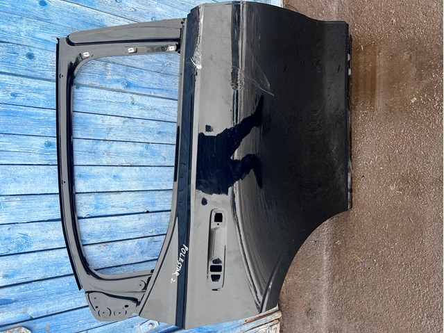 VOLVO 32228595 Дверь задняя правая в наличии Сумы