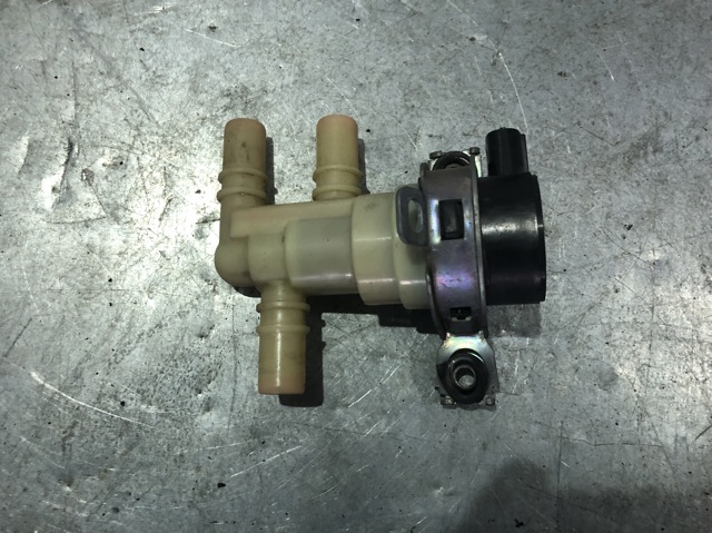 HYUNDAI 375V3AO000 в наличии Николаев