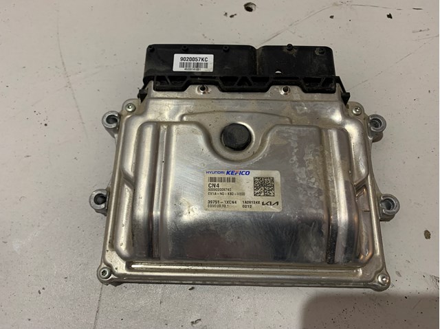 HYUNDAI 397511XCN4 Модуль управления (ЭБУ) двигателем в наличии Ровно