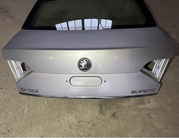 VAG 3T5827024C Крышка багажника в наличии Запорожье