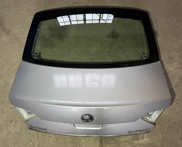 3T5827024C VAG Крышка багажника купить в Черкассы