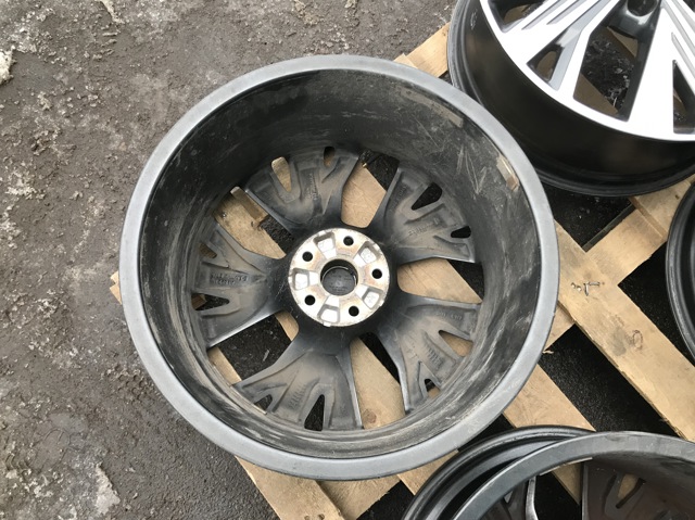 89A601025C VAG Диски колесные литые (легкосплавные, титановые) купить в Киев