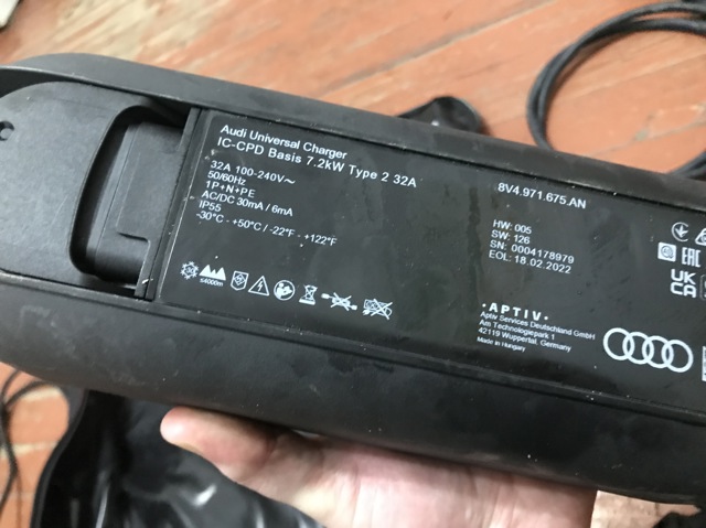 VAG 8V4971675AN в наличии Киев