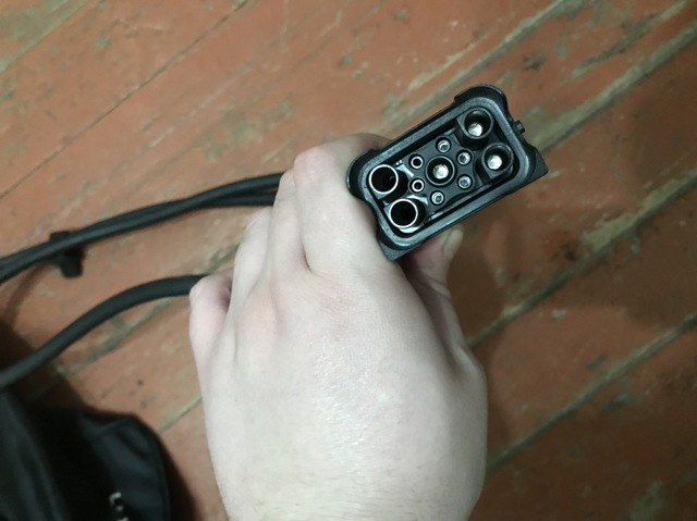 8V4971675AN VAG купить в Тернополь