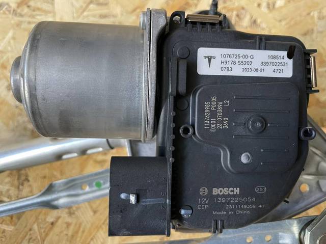 TESLA 107672500D Трапеция дворников в наличии Одесса